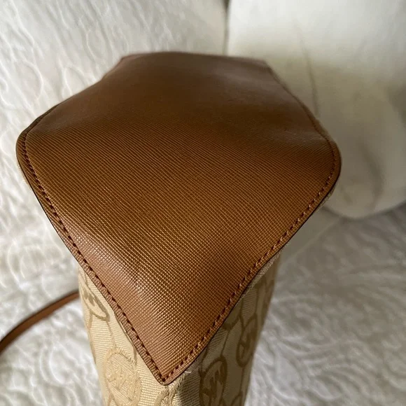 Michael Kors EUC Brown Logo Tote - Picture 8 of 13